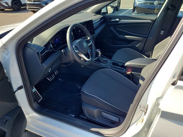 Used 2026 Volkswagen Jetta Sport FWD image 14