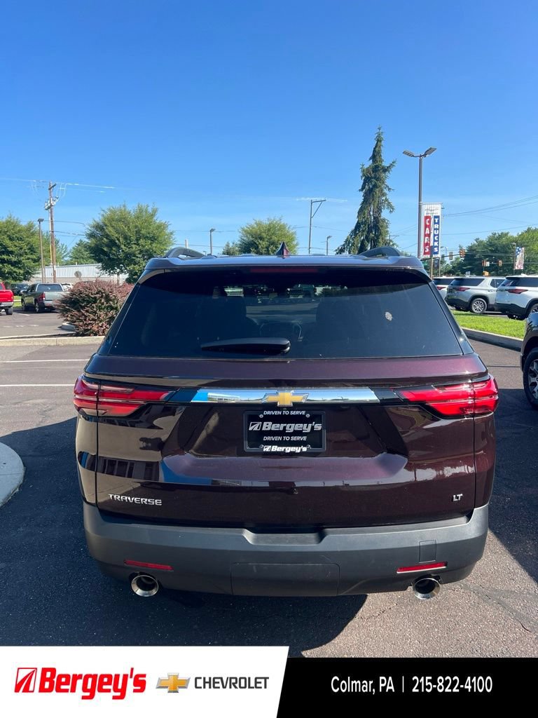 Used 2023 Chevrolet Traverse LT FWD image 5