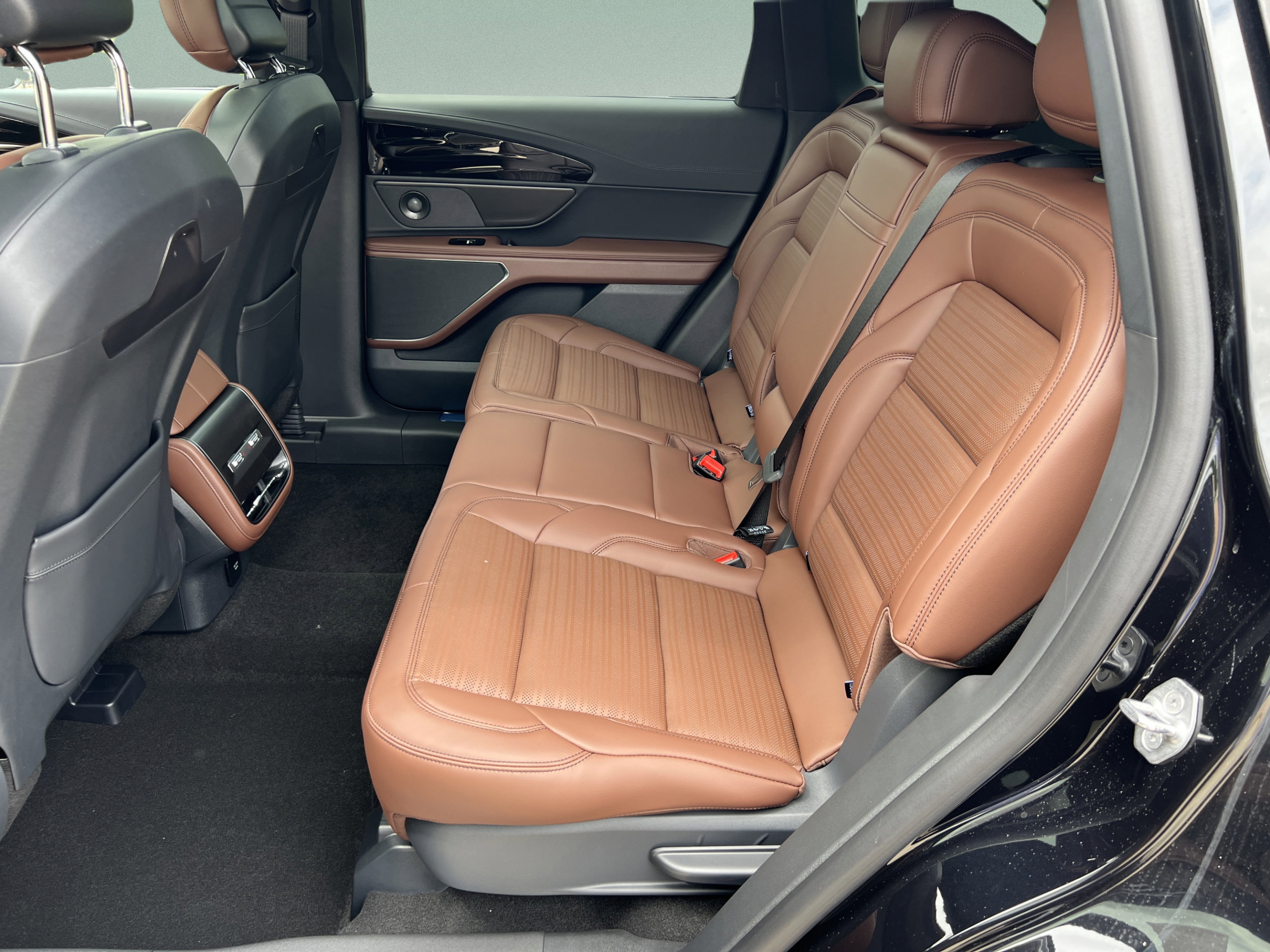 New 2026 Lincoln Nautilus Reserve AWD/4WD image 26