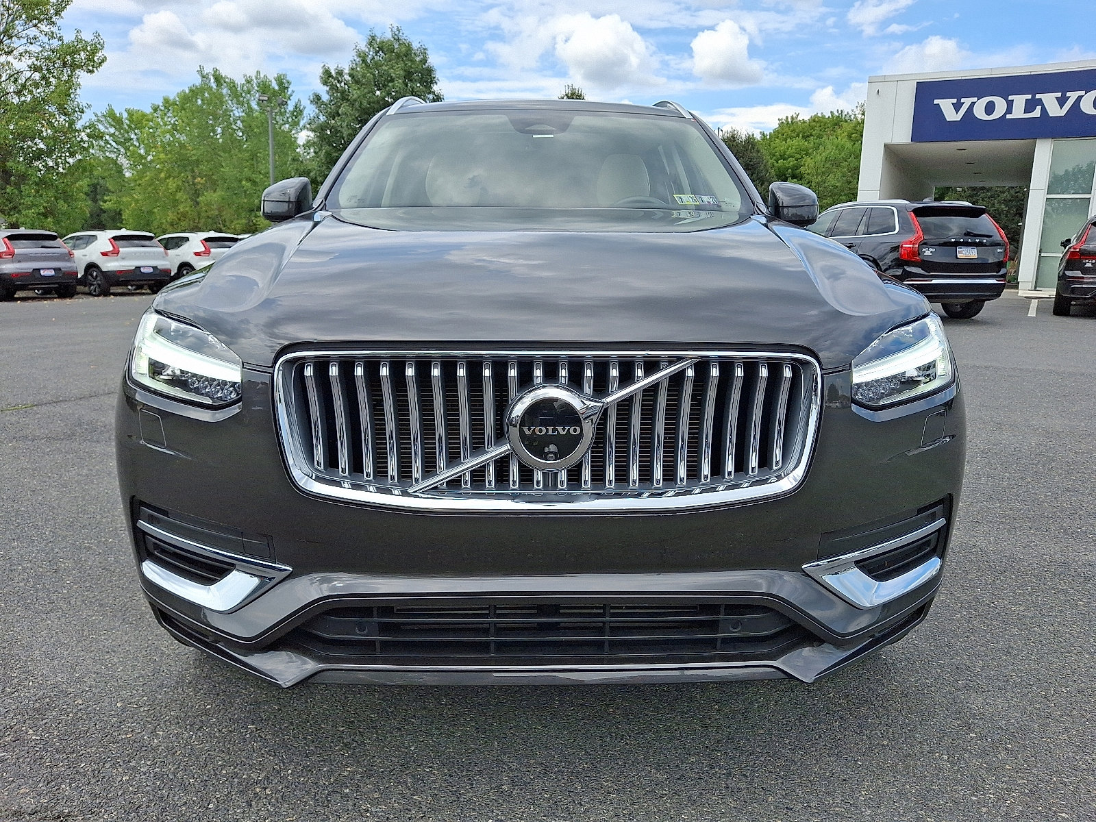 Used 2024 Volvo XC90 T8 Plus w/ Protection Package Premier video 2