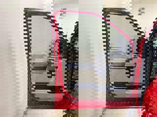 Used 2020 Ford F150 XLT w/ Equipment Group 302A Luxury image 15