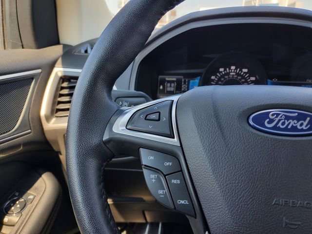 Used 2024 Ford Edge SEL w/ Convenience Package image 13