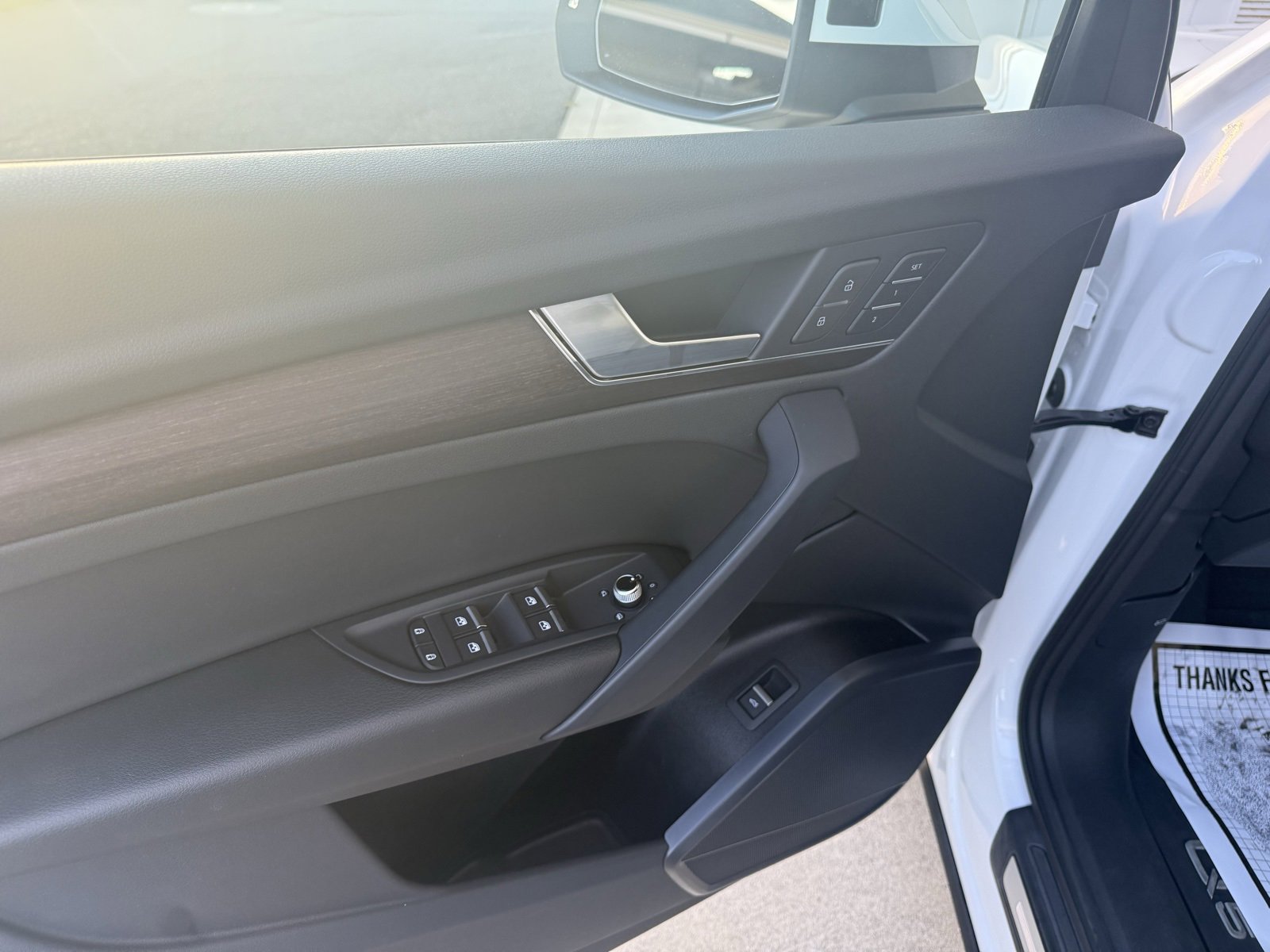 Used 2023 Audi Q5 2.0T Premium w/ Convenience Package image 14