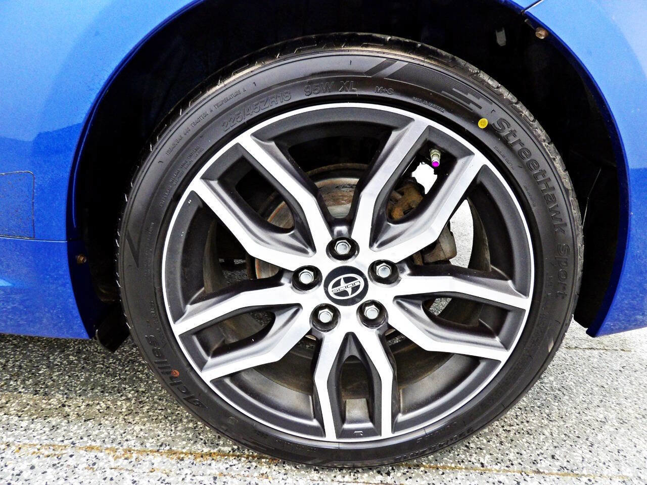 Used 2015 Scion tC image 16