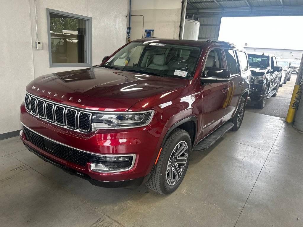 Used 2024 Jeep Wagoneer 4WD w/ Premium Group I image 2