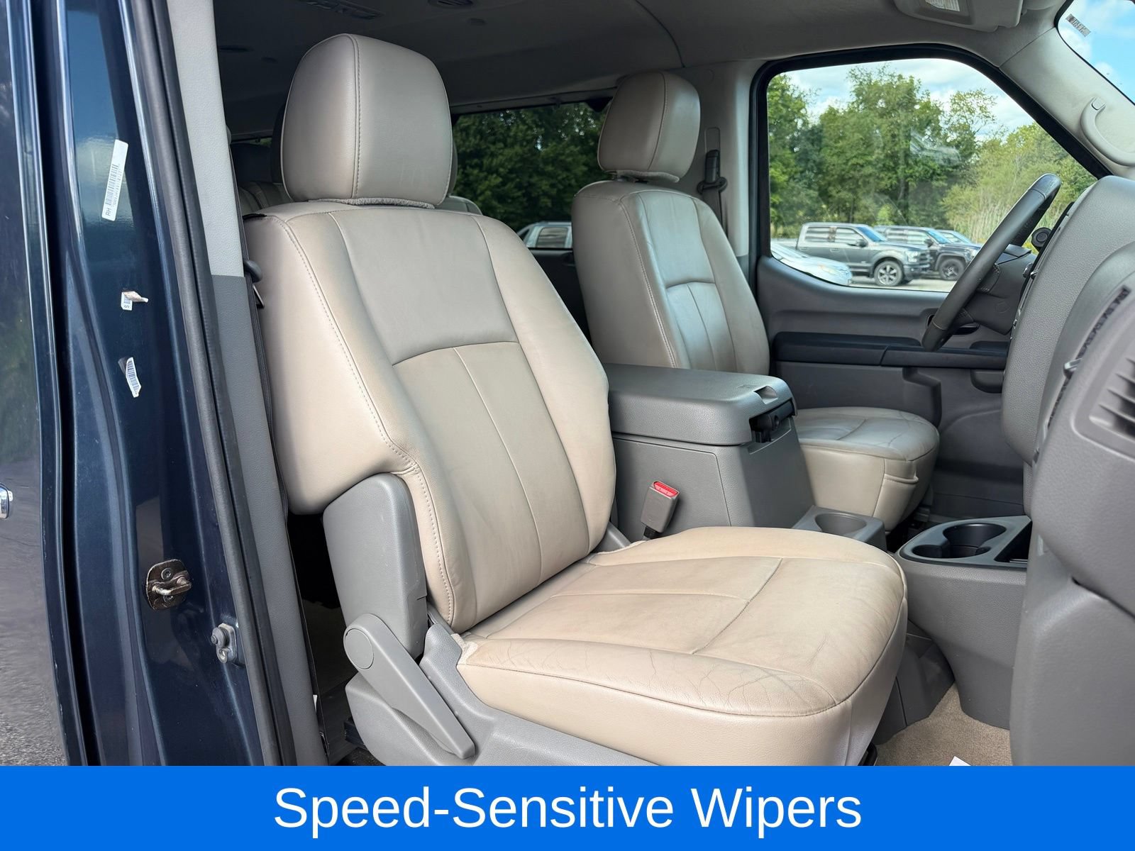 Used 2018 Nissan NV 3500 SL RWD image 36