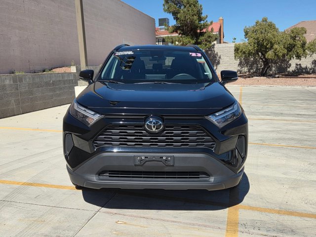 Used 2023 Toyota RAV4 XLE video 2