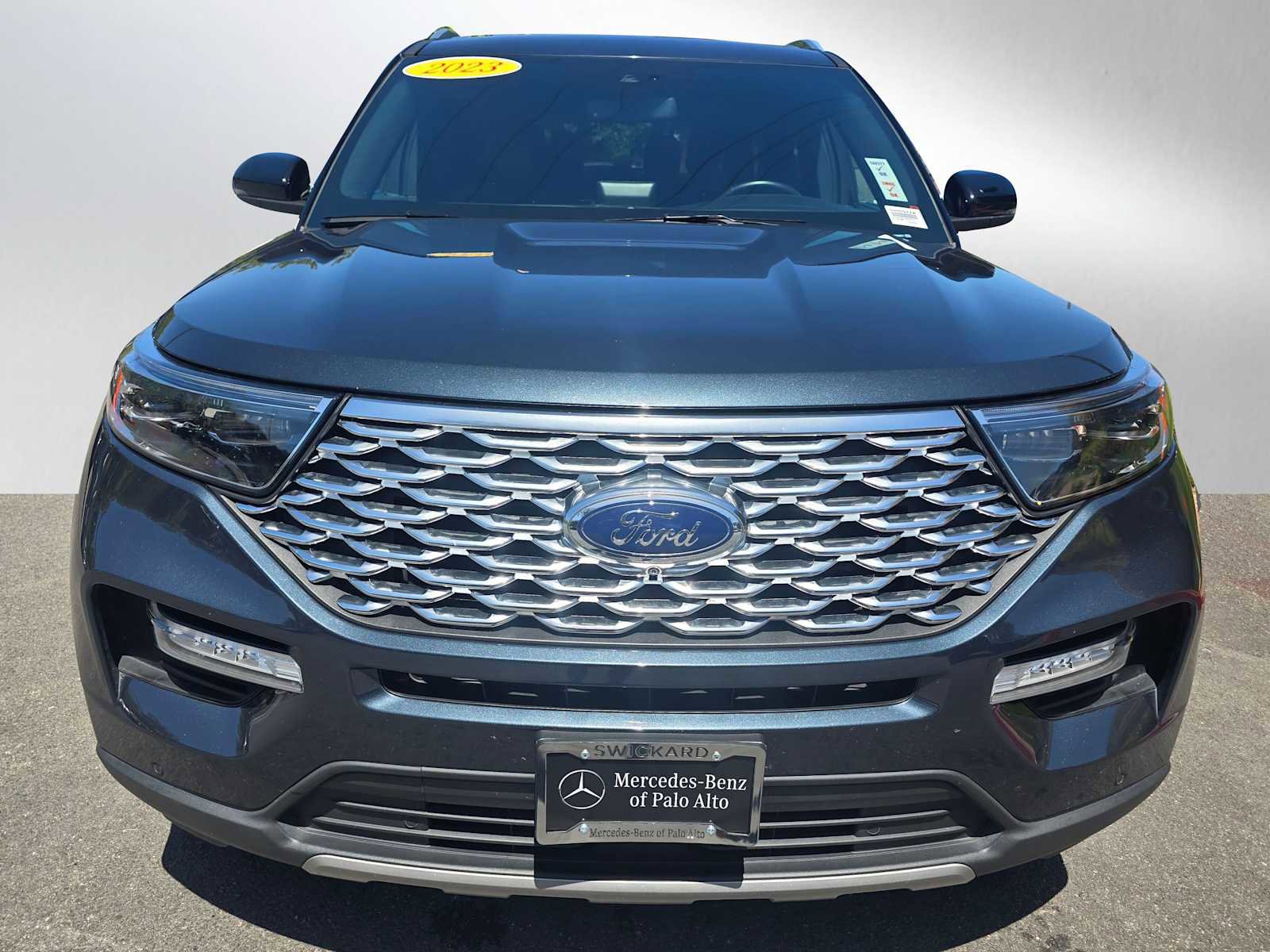 Used 2023 Ford Explorer Platinum w/ Premium Technology Package AWD/4WD image 8