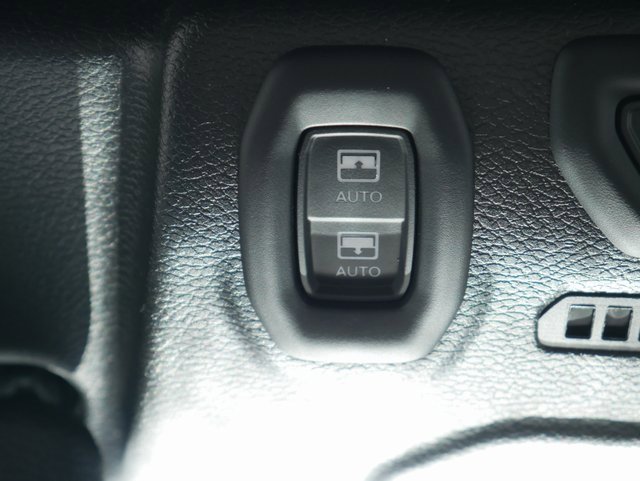 Used 2023 Jeep Wrangler Unlimited Sahara w/ Cold Weather Group image 28