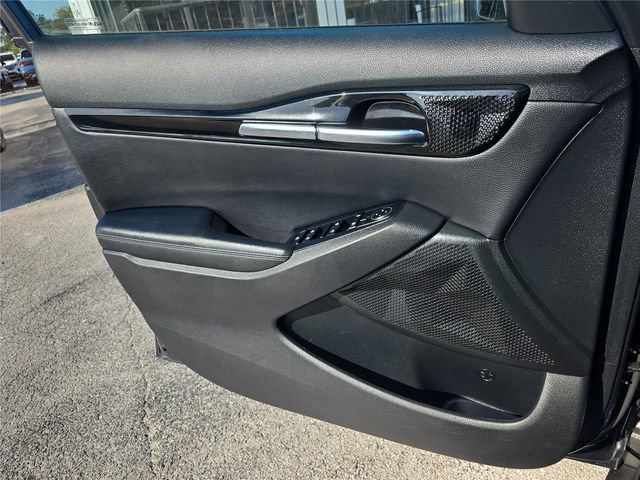 Used 2022 Kia Seltos S FWD image 15