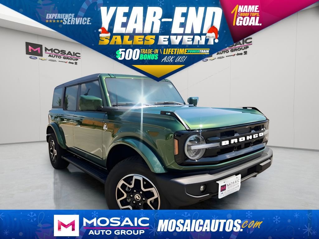 Used 2023 Ford Bronco Outer Banks image 1