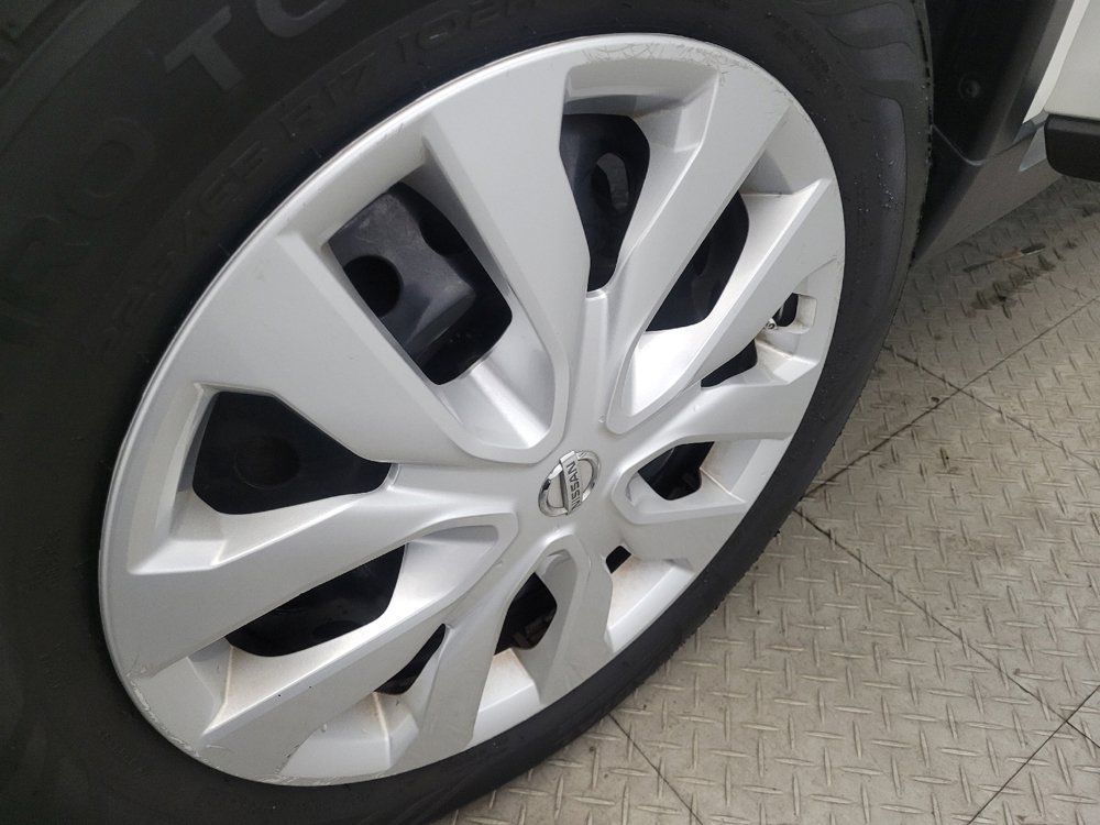 Used 2016 Nissan Rogue S image 31