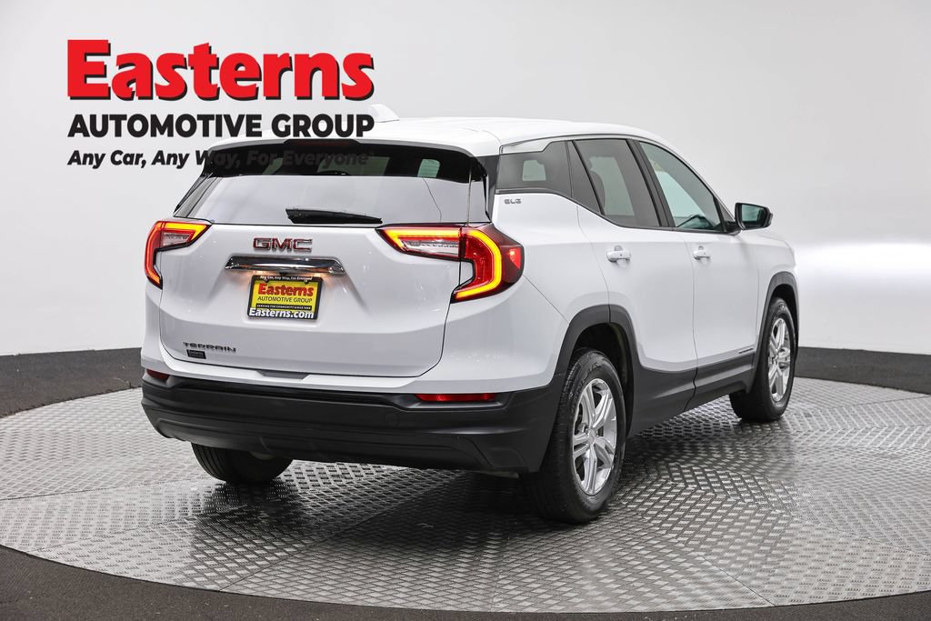 Used 2024 GMC Terrain SLE FWD image 5