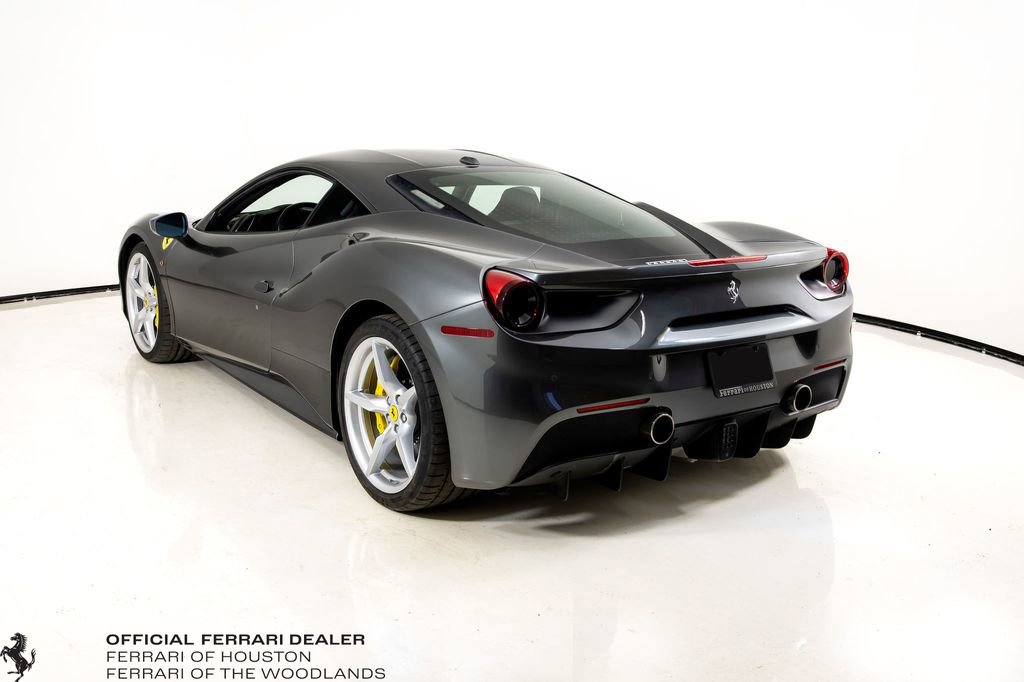 Certified 2018 Ferrari 488 GTB RWD image 2