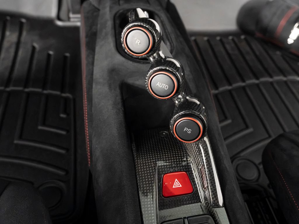 Used 2020 Ferrari 488 Pista Coupe RWD image 30