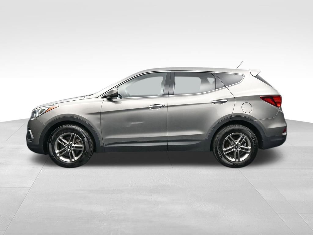 Used 2018 Hyundai Santa Fe Sport FWD image 2