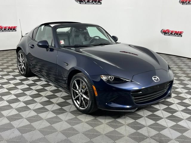 Used 2022 MAZDA MX-5 Miata RF Grand Touring RWD image 2