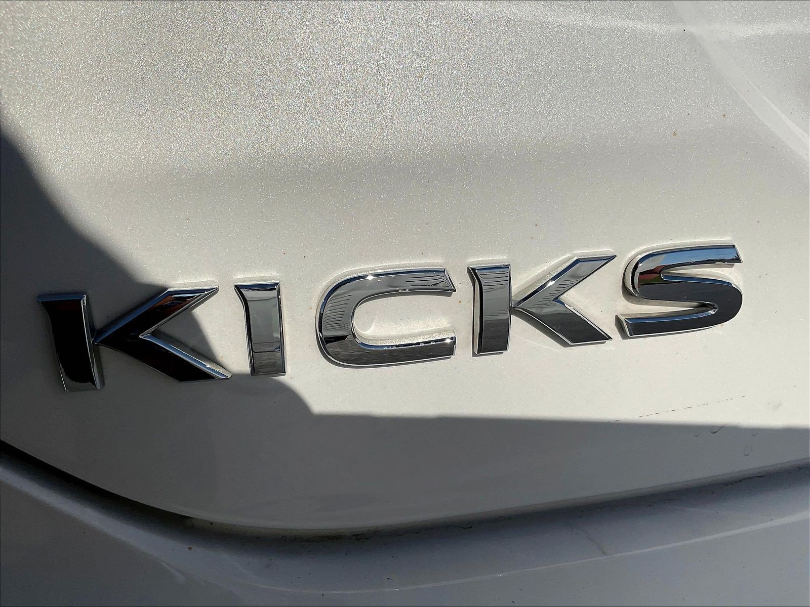 Certified 2021 Nissan Kicks SR w/ SR Premium Package FWD image 27