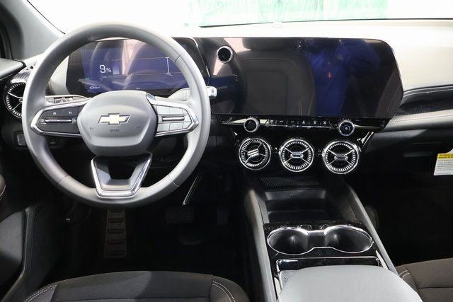 New 2026 Chevrolet Blazer EV LT image 12