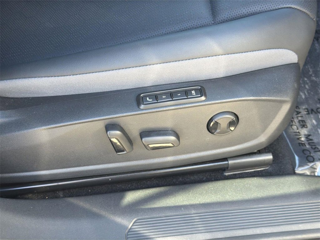 Used 2023 Volkswagen ID.4 Pro S image 31