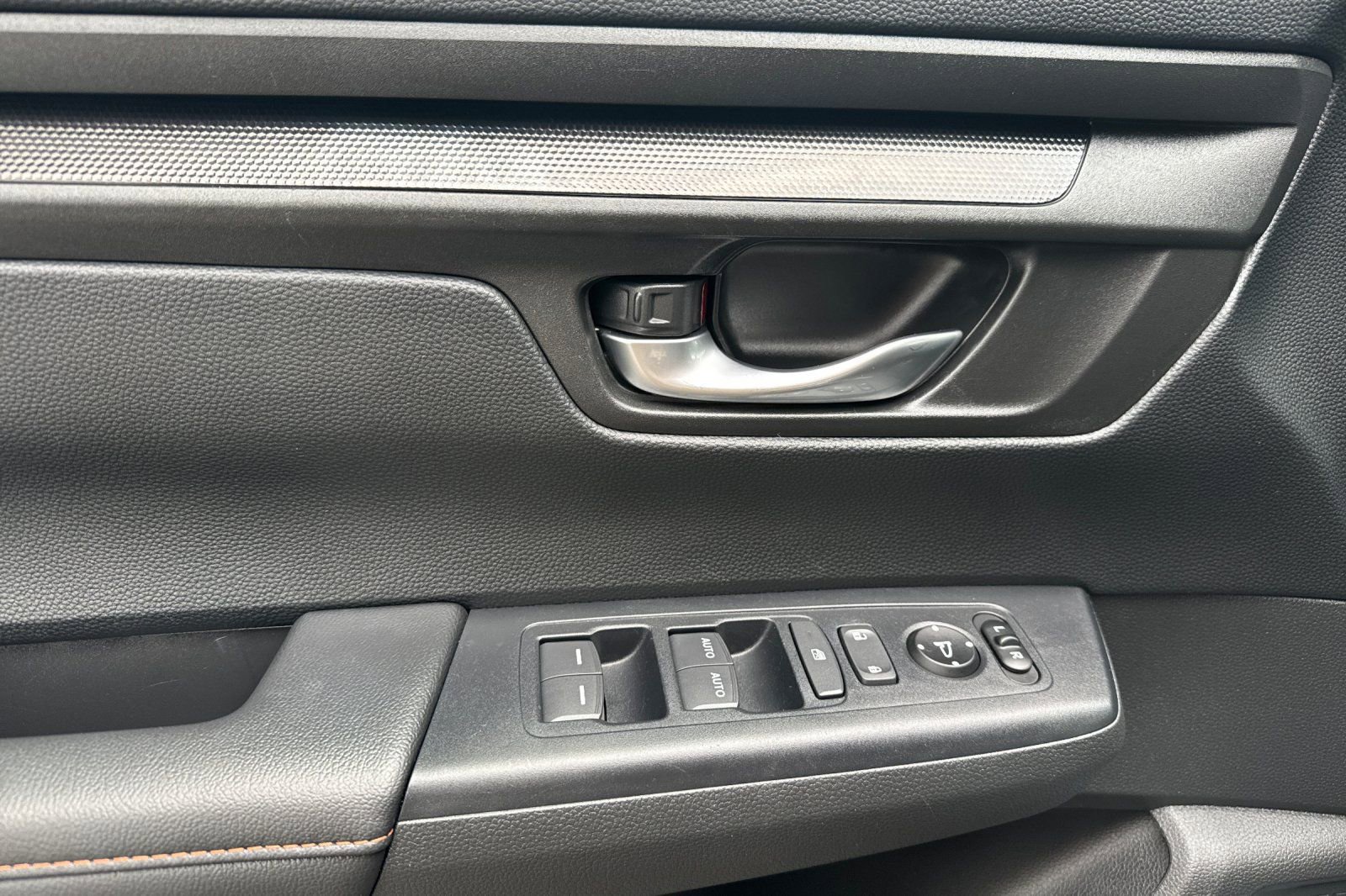 Used 2024 Honda CR-V Sport image 11