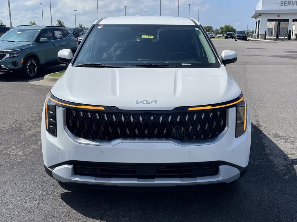New 2026 Kia Carnival LXS image 2