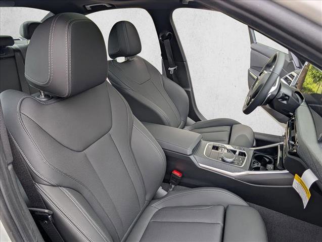 Used 2026 BMW 330i Sedan w/ Premium Package RWD image 18