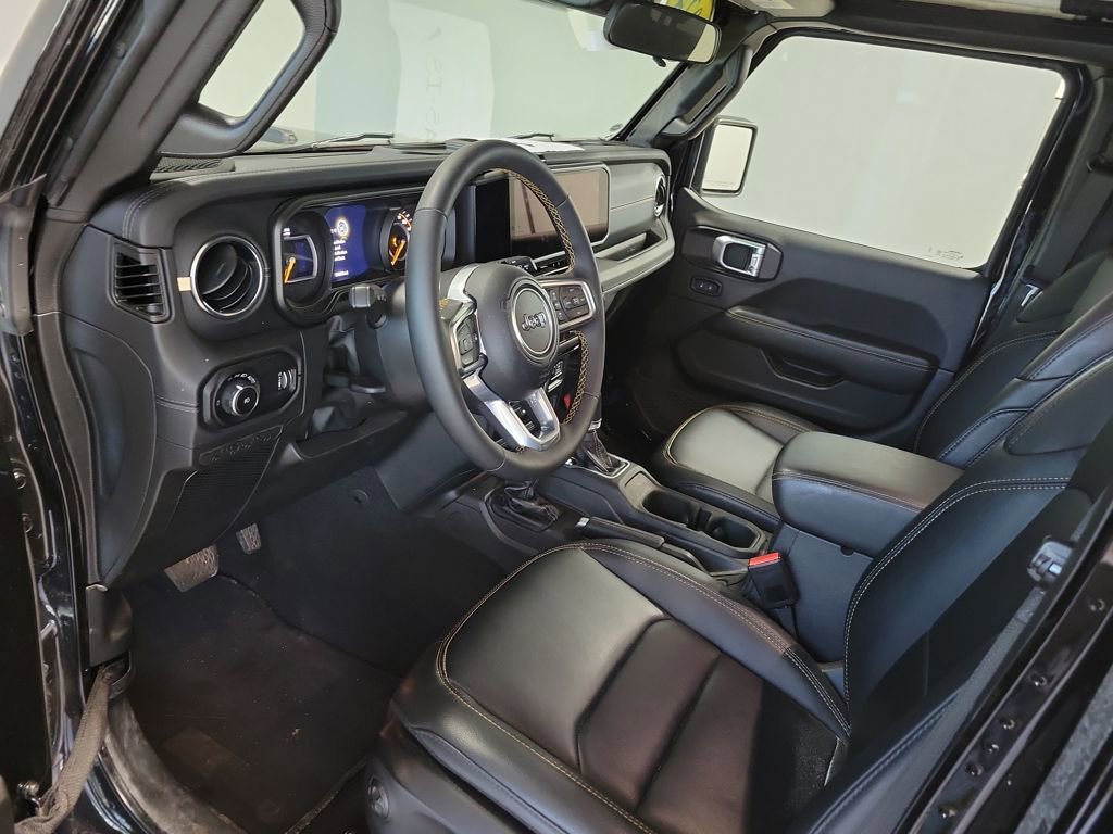 Used 2024 Jeep Wrangler Sahara AWD/4WD image 24