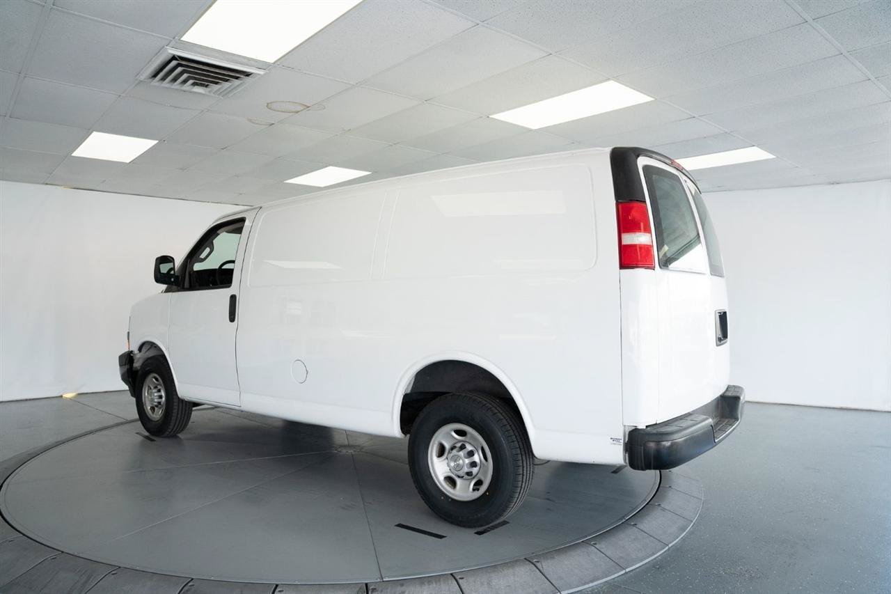 Used 2019 Chevrolet Express 2500 w/ Driver Convenience Package RWD image 6