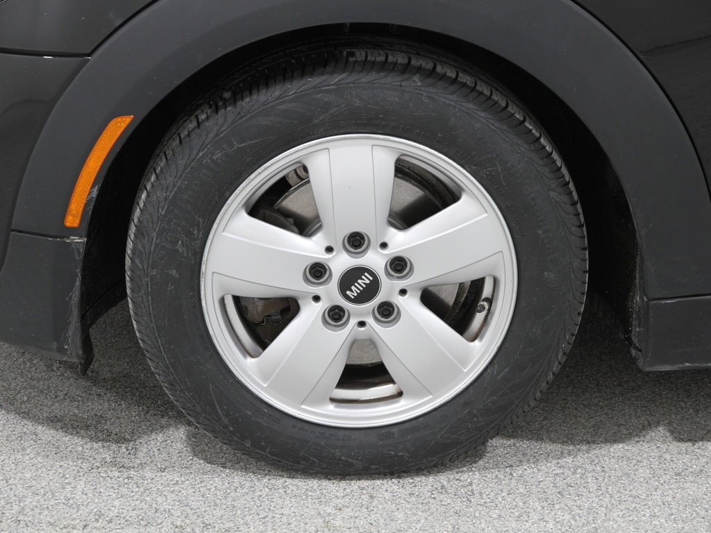 Used 2019 MINI Cooper 2-Door Hardtop image 20