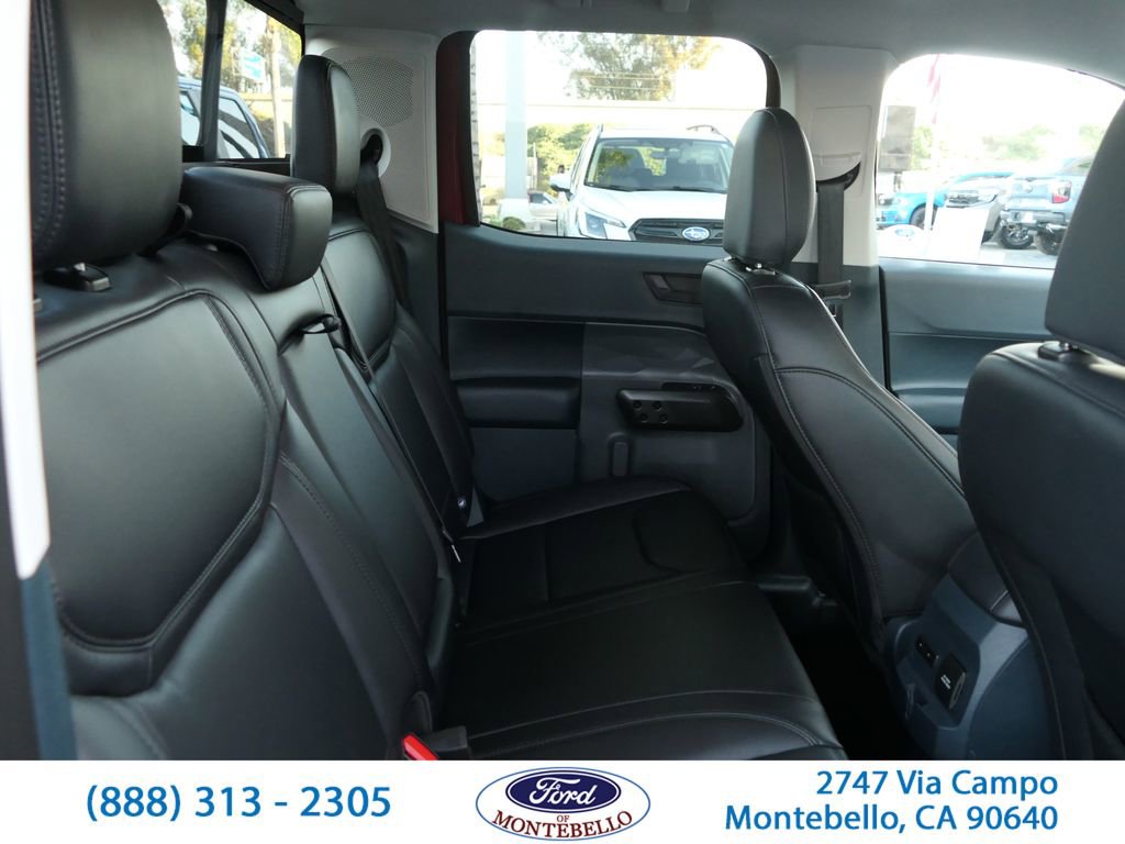 Used 2026 Ford Maverick Lariat w/ Black Appearance Package AWD/4WD image 25