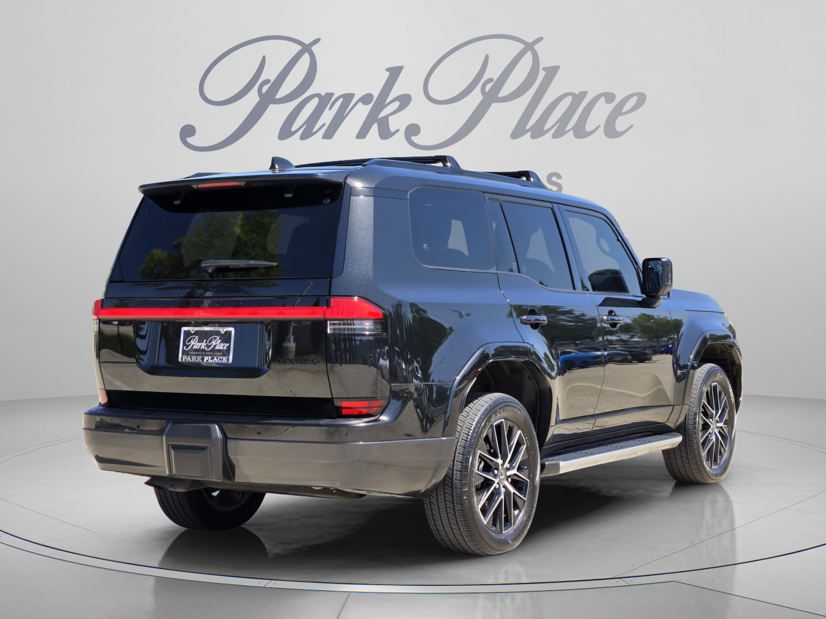 Used 2024 Lexus GX 550 w/ Accessory Package (Z1) AWD/4WD image 5