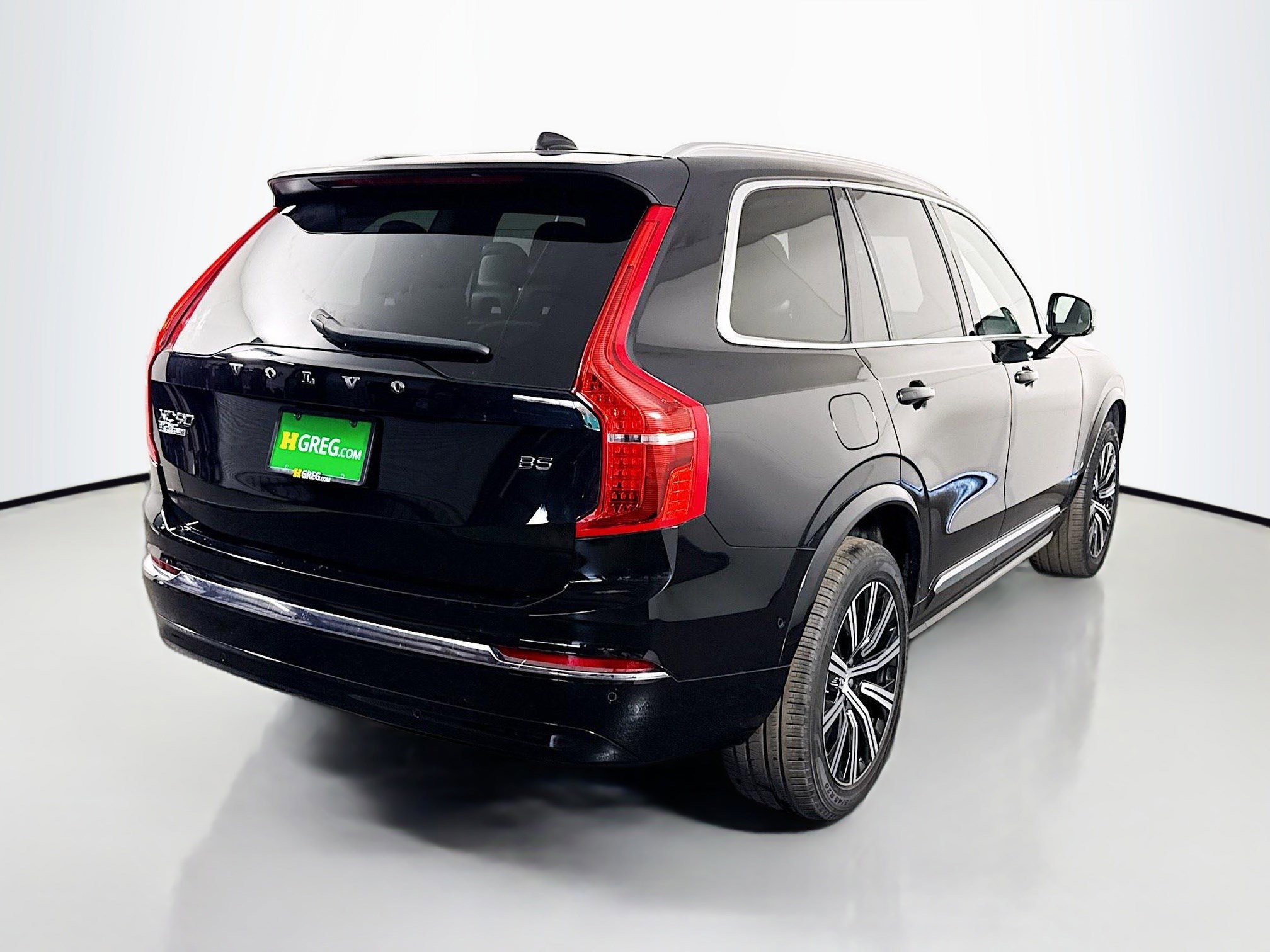 Used 2024 Volvo XC90 B5 Plus image 10