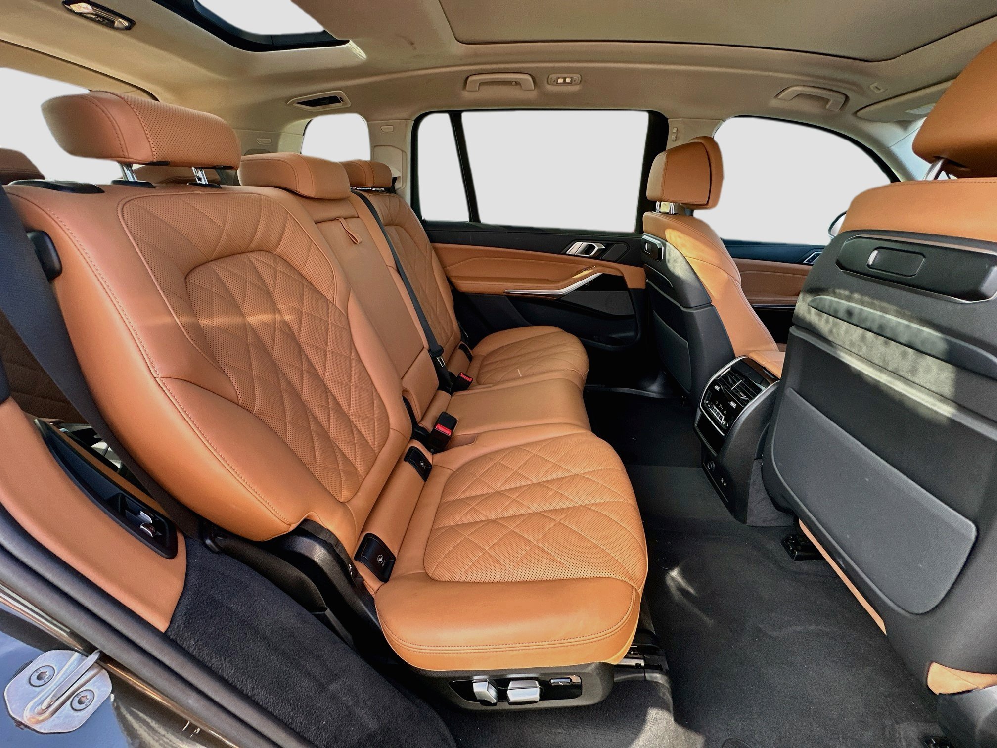 Certified 2025 BMW X7 xDrive40i w/ Premium Package AWD/4WD image 29