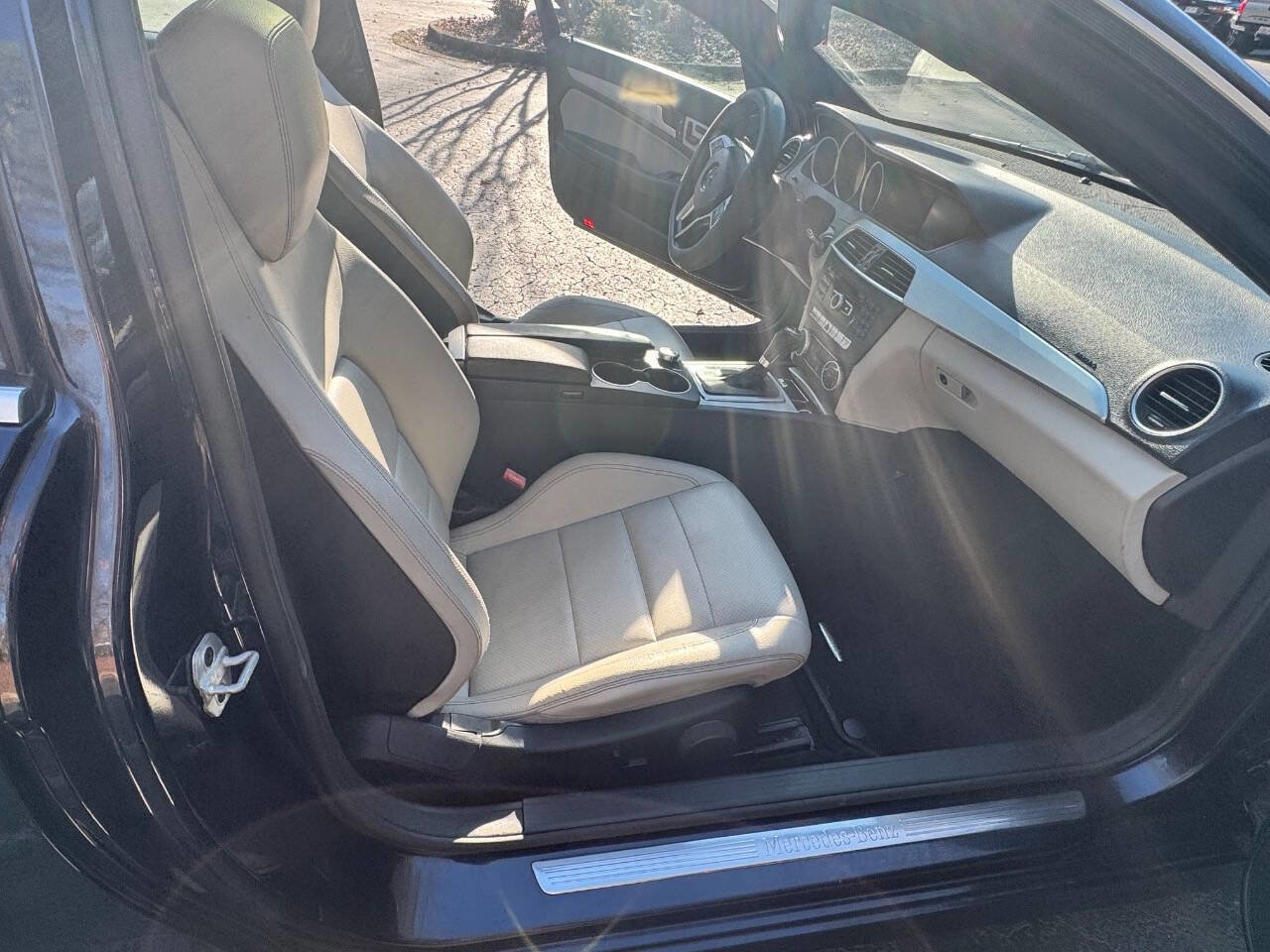 Used 2015 Mercedes-Benz C 250 C 250 2dr Coupe image 17