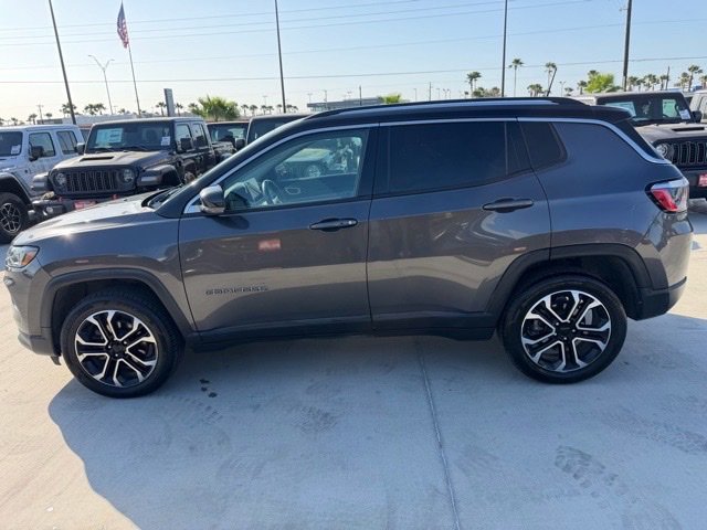 Used 2022 Jeep Compass Limited image 4