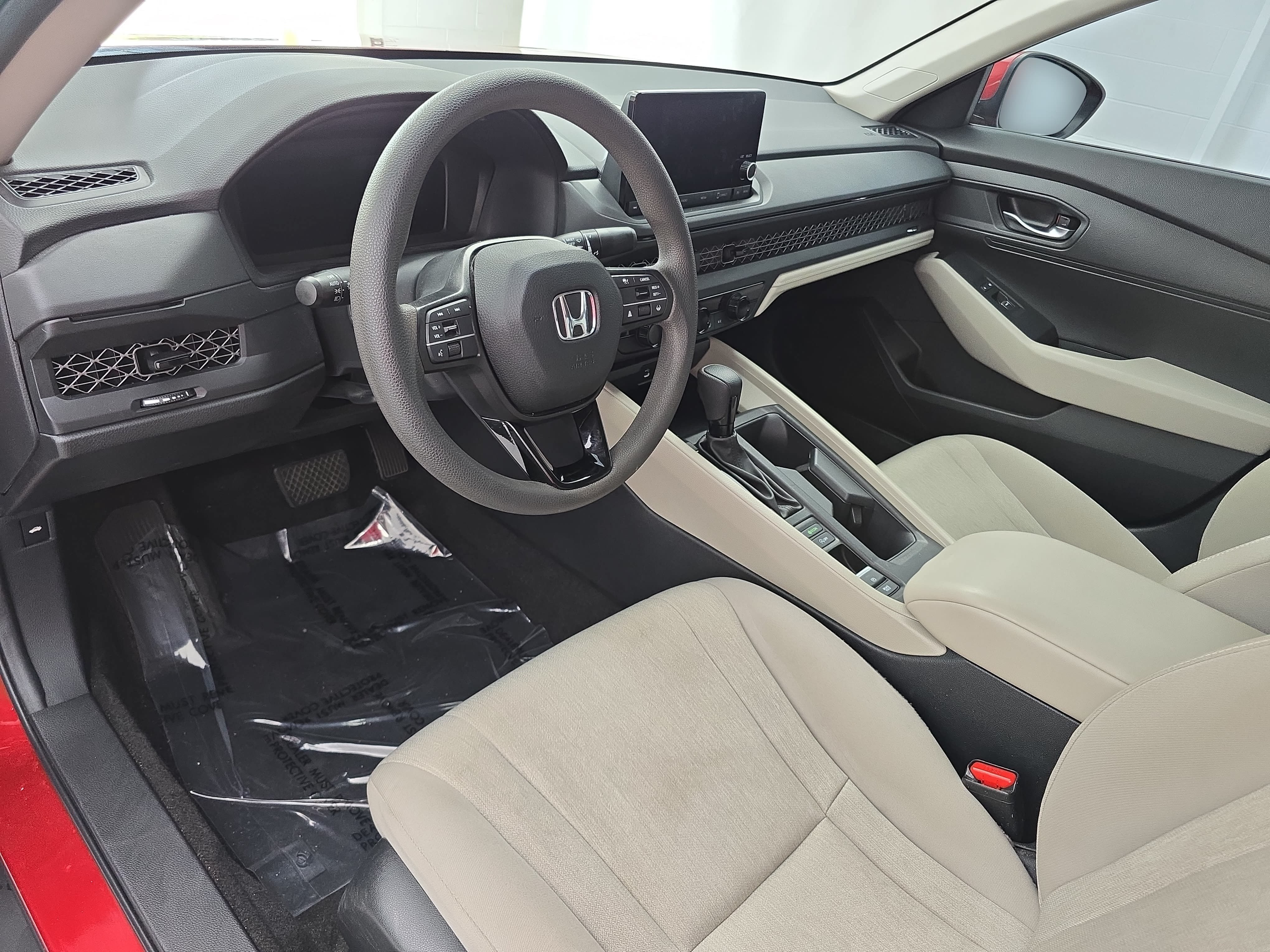 Certified 2023 Honda Accord LX image 15