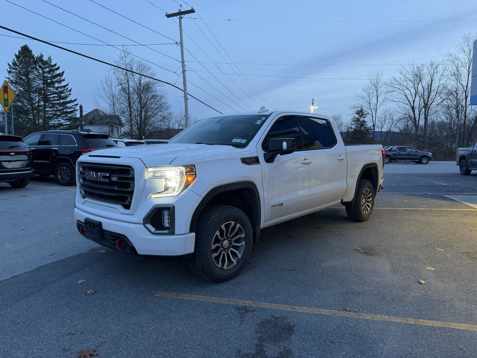 Used 2021 GMC Sierra 1500 AT4 w/ AT4 Preferred Package image 8