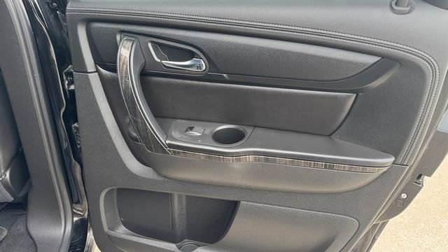 Used 2017 GMC Acadia Limited SLT image 12