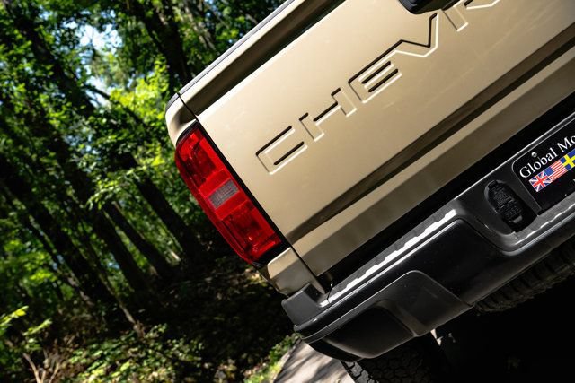 Used 2022 Chevrolet Colorado ZR2 AWD/4WD image 7
