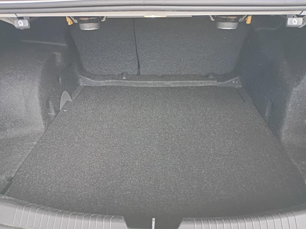 Used 2019 Chevrolet Malibu Premier w/ Sun and Wheel Package image 18