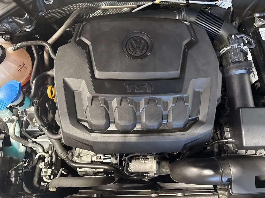 Used 2018 Volkswagen Passat 2.0T SE FWD image 69