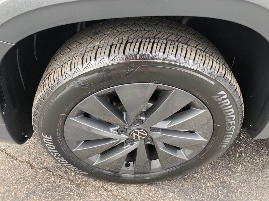 Used 2023 Volkswagen Taos S FWD image 11