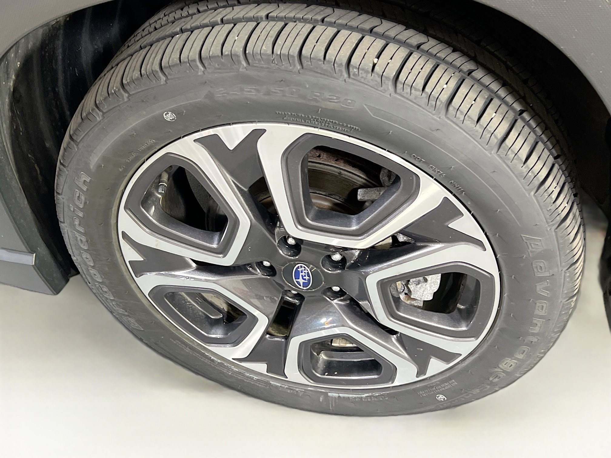 Used 2023 Subaru Ascent Touring AWD/4WD image 34