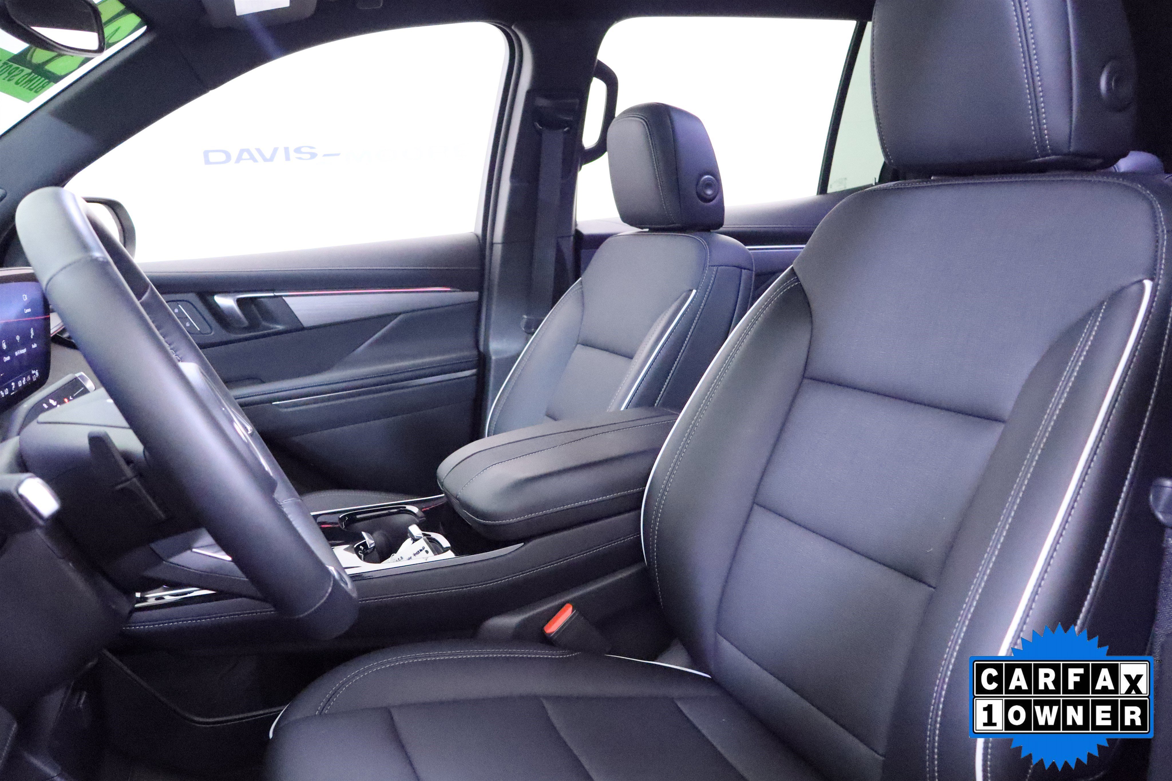 Used 2025 Buick Enclave Preferred FWD image 22
