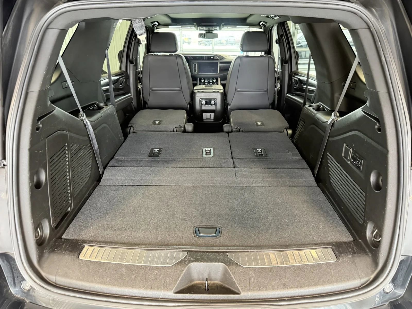 Used 2021 GMC Yukon Denali image 23