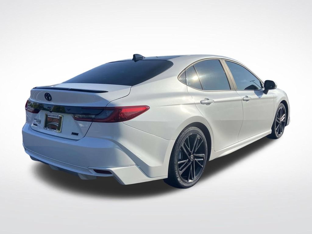 Used 2025 Toyota Camry XSE FWD image 7