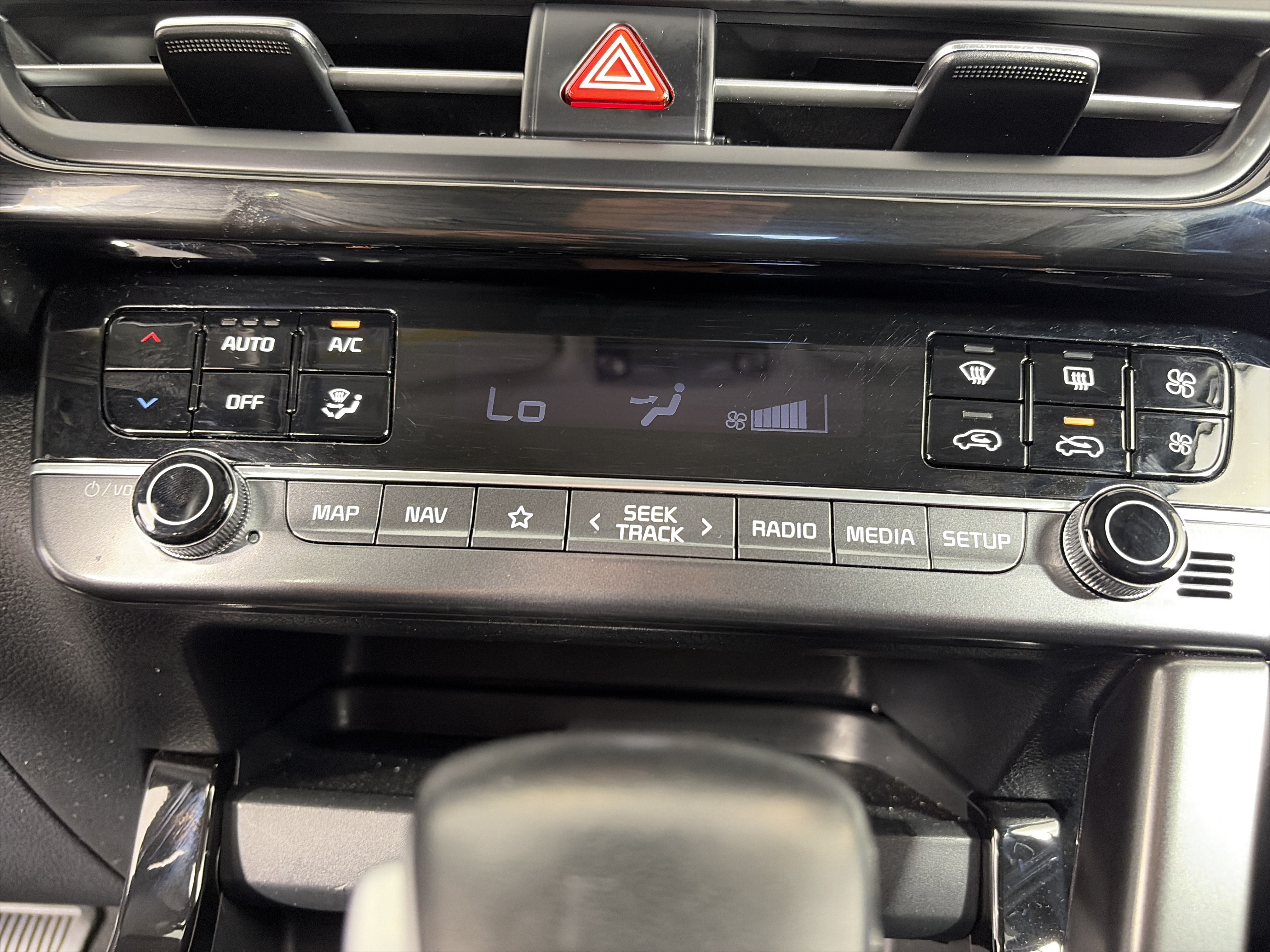 Certified 2025 Kia Seltos S AWD/4WD image 24