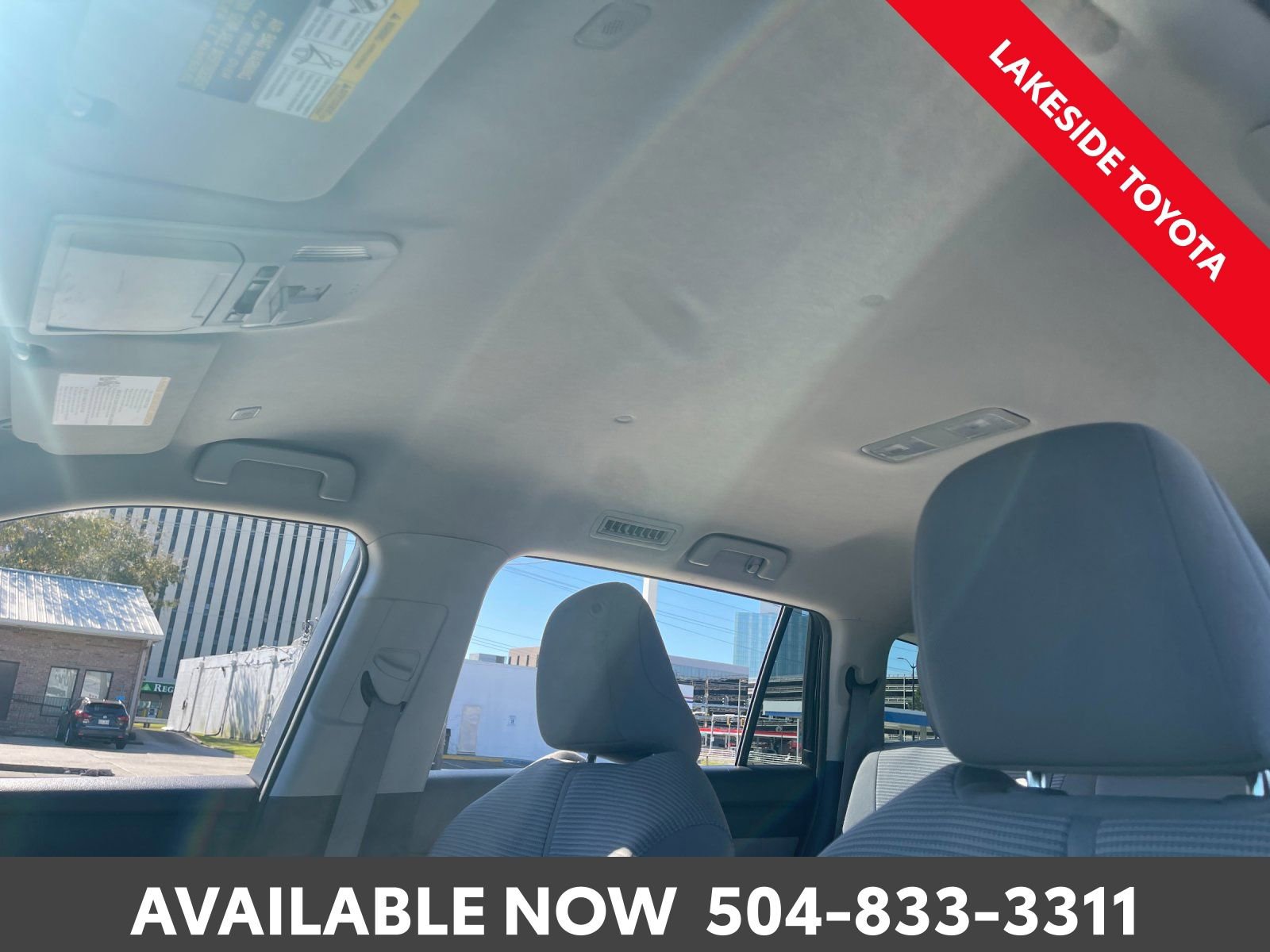 Used 2023 Toyota Highlander L image 30