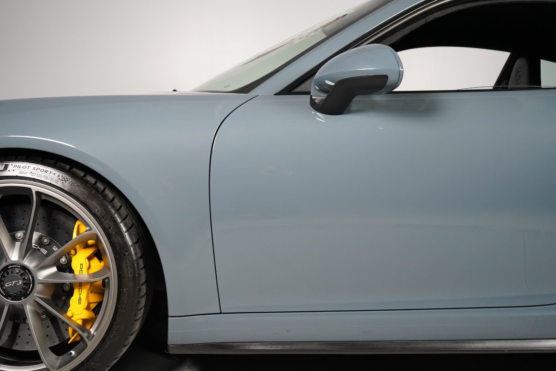 Used 2018 Porsche 911 GT3 RWD image 9